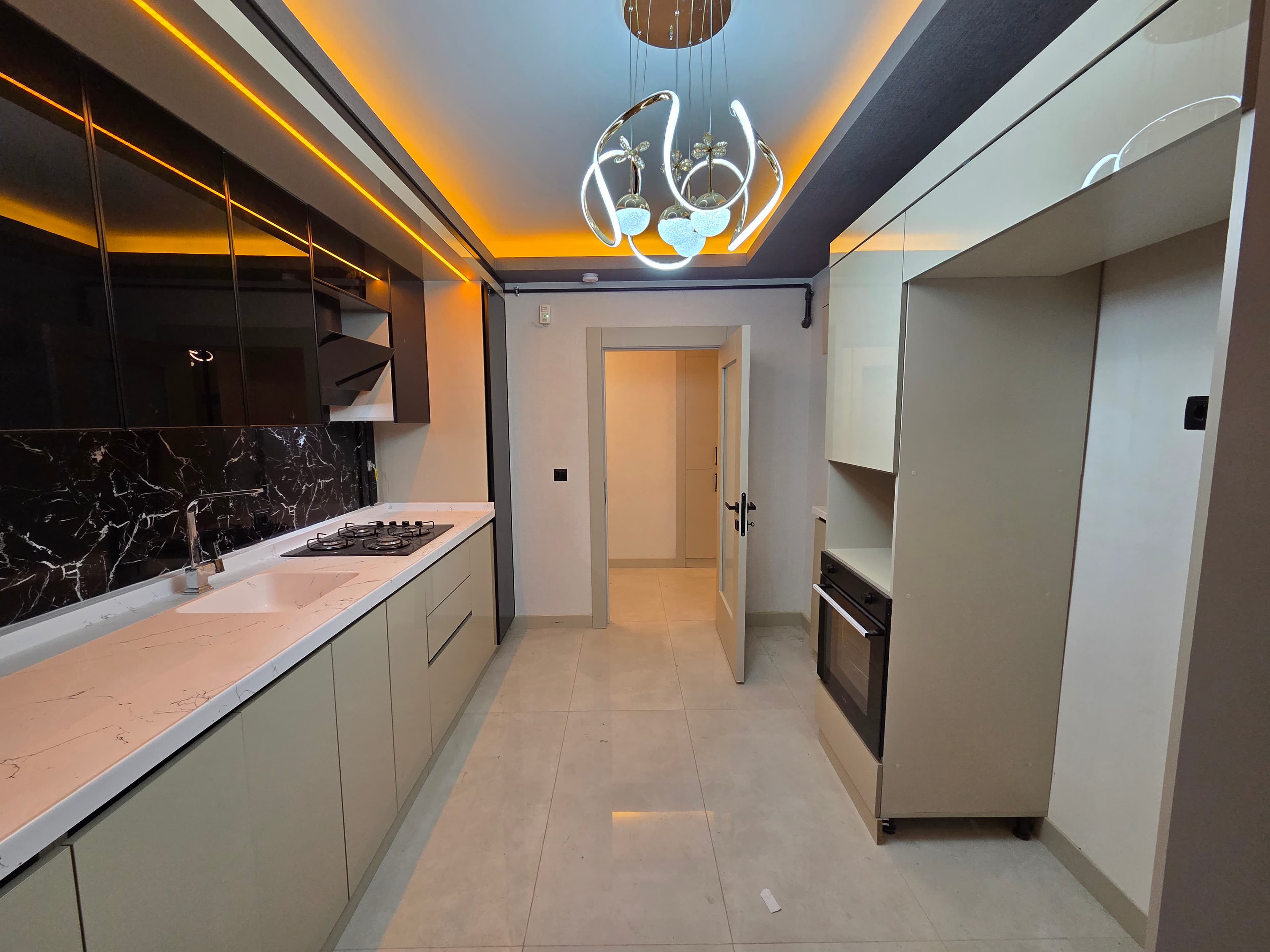 YENİKENT MENDERESİN EN GÜZEL YERİNDE 3+1 ULTRA LÜX SIFIR DAİRE