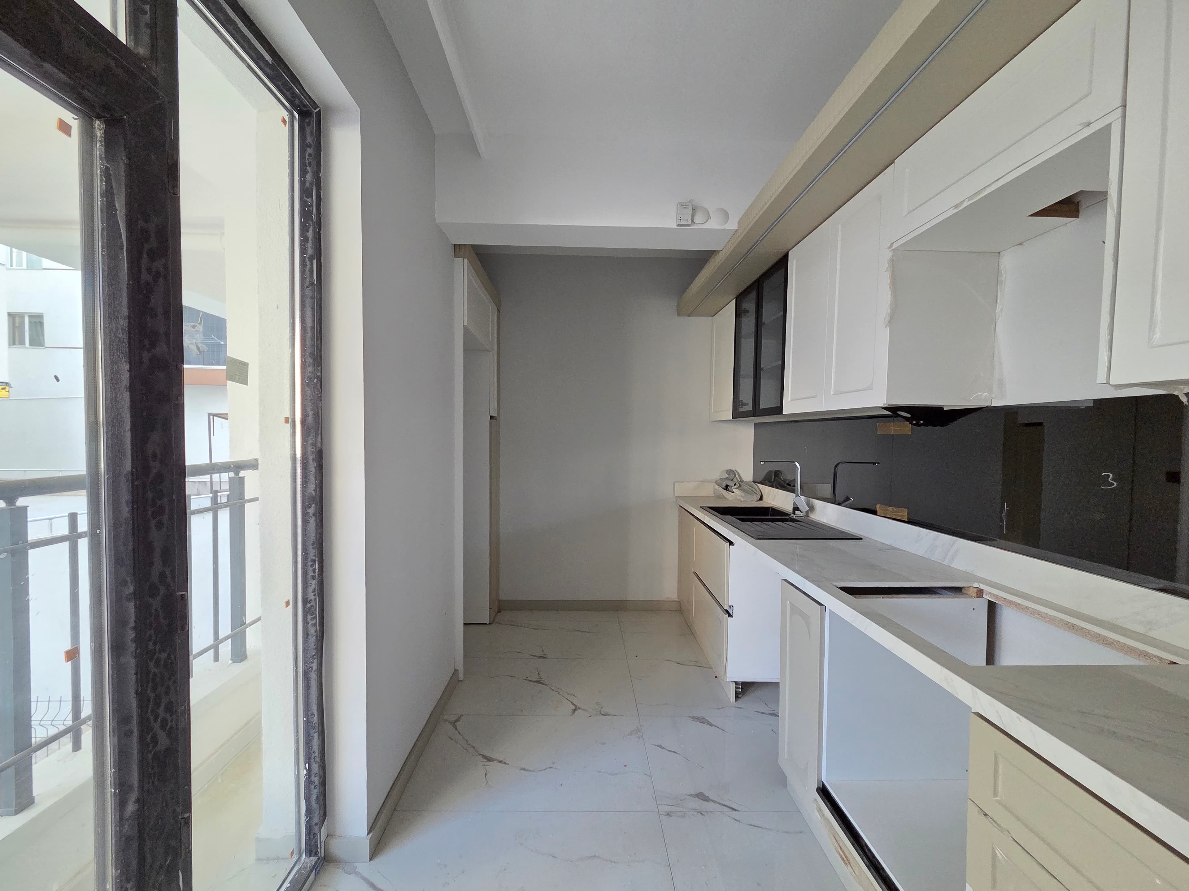 YENİKENT 29 EKİM'DE 2+1 LÜX YAPIM K.OTOPARKLI OTURUMA HAZIR SIFIR DAİRE