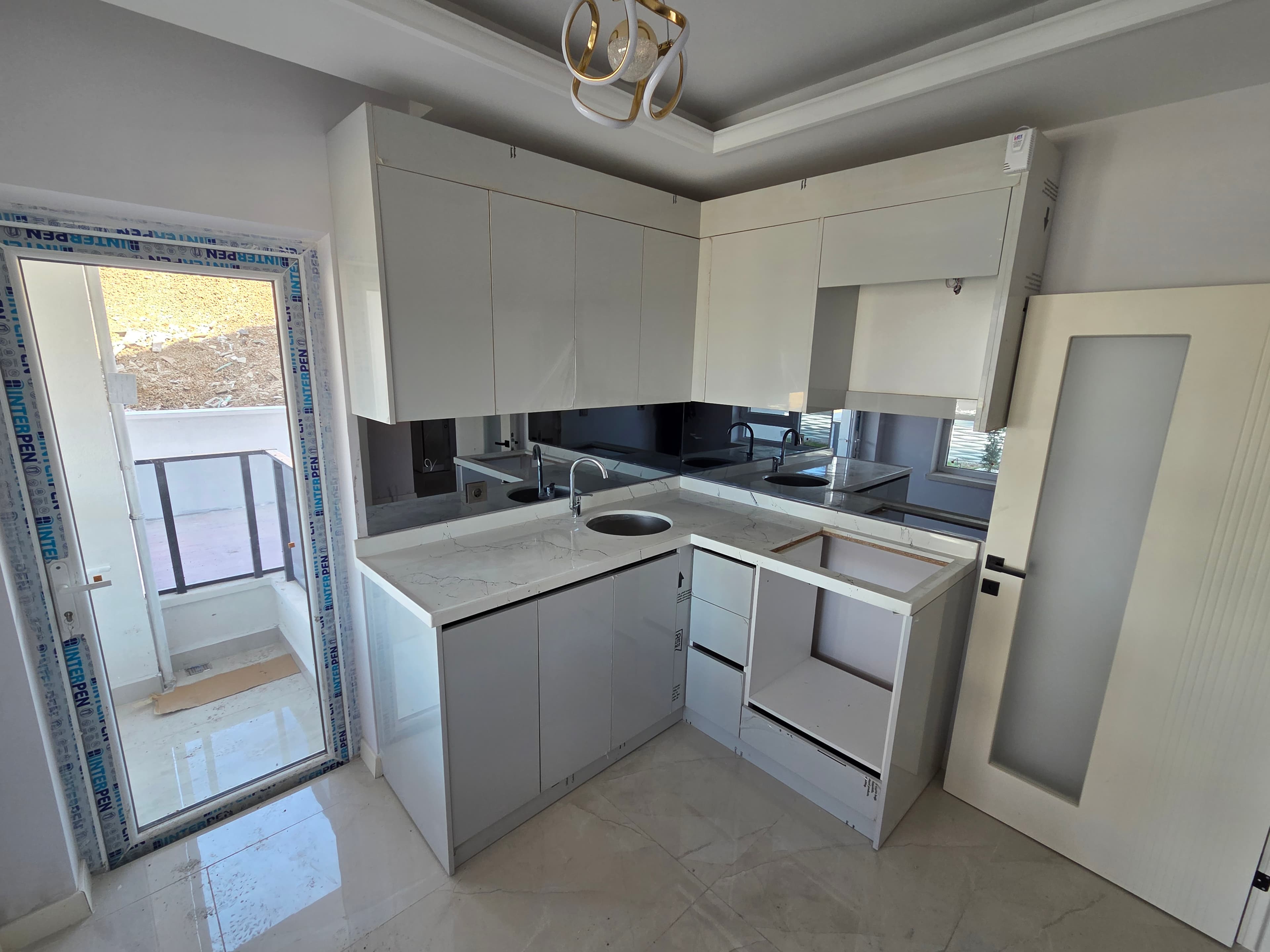YENİKENT 29 EKİM'DE 2+1 LÜX SIFIR YATIRIM VE OTURUMA UYGUN KAÇIRILMAYACAK DAİRE