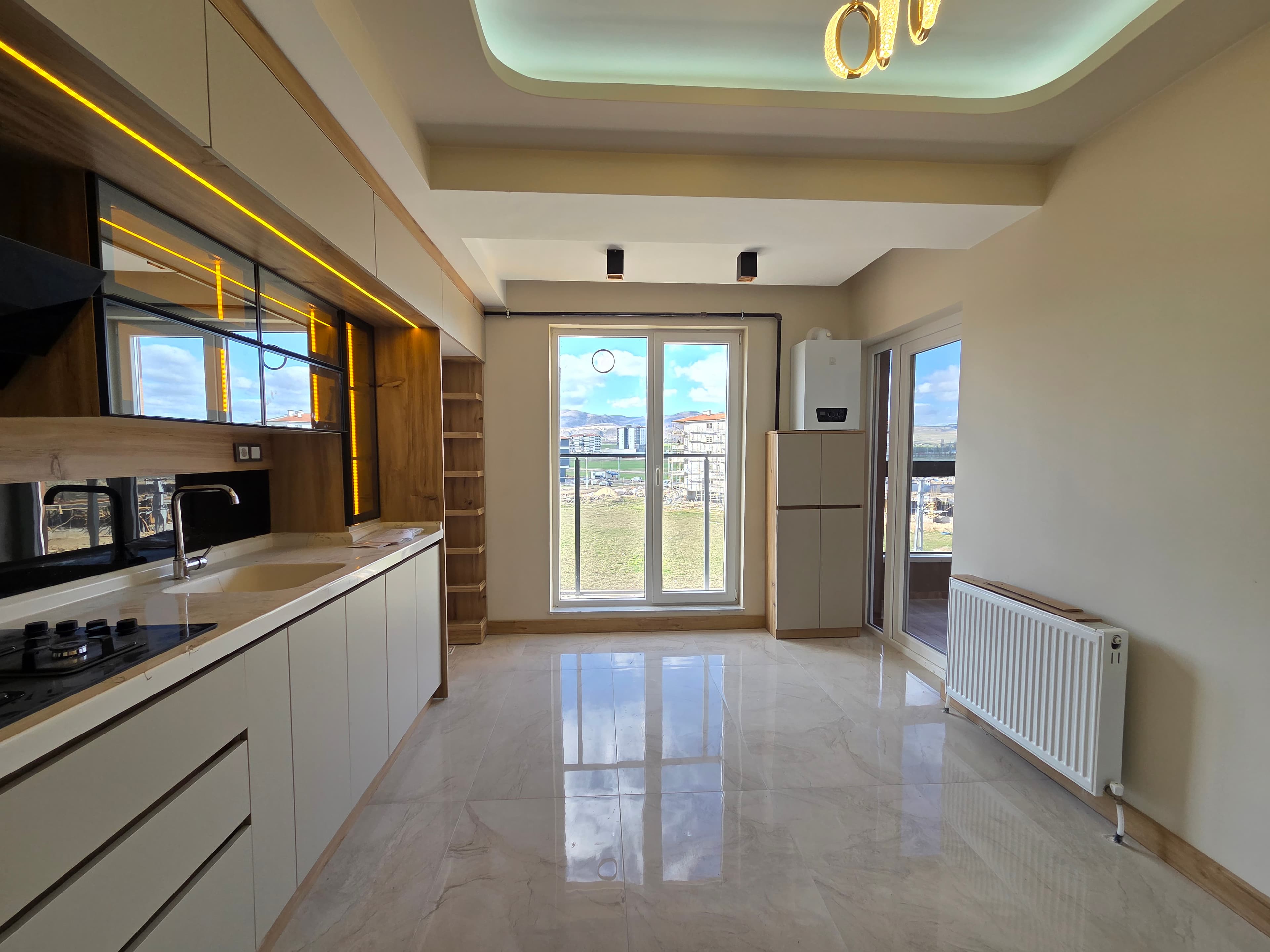 YENİKENT MUSTAFA KEMAL'DE 3+1 ULTRA LÜX 1.SINIF İŞÇİLİKLİ ARA KAT DAİRE